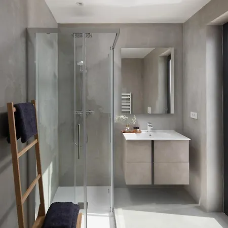 Km 5 Bedroom With Pool And Garden 빌라 Brdo (Rasa)